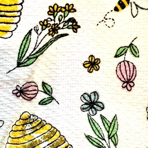 Set of 2 Yellow Beehives Textured Kitchen Towels Spring Garden Flowers Bees - Picture 4 of 9